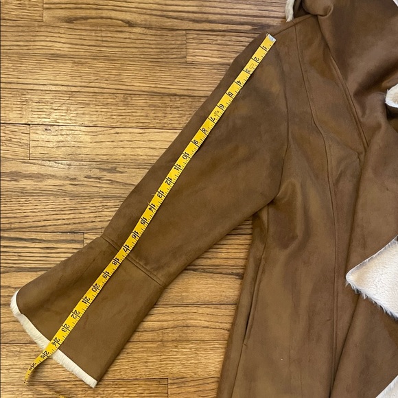 Donna Salyers’ Fabulous Furs Faux Fur Penny Lane Coat SzM - Picture 12 of 13